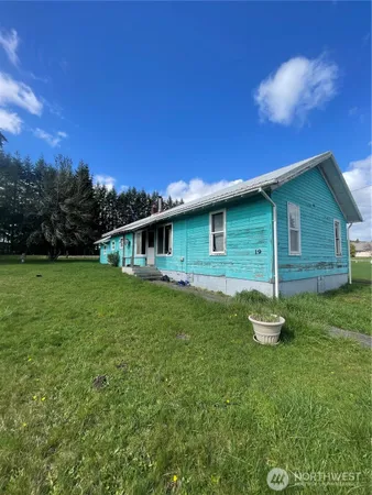 $225,000 | 19 Fairley Street, Raymond, WA 98577