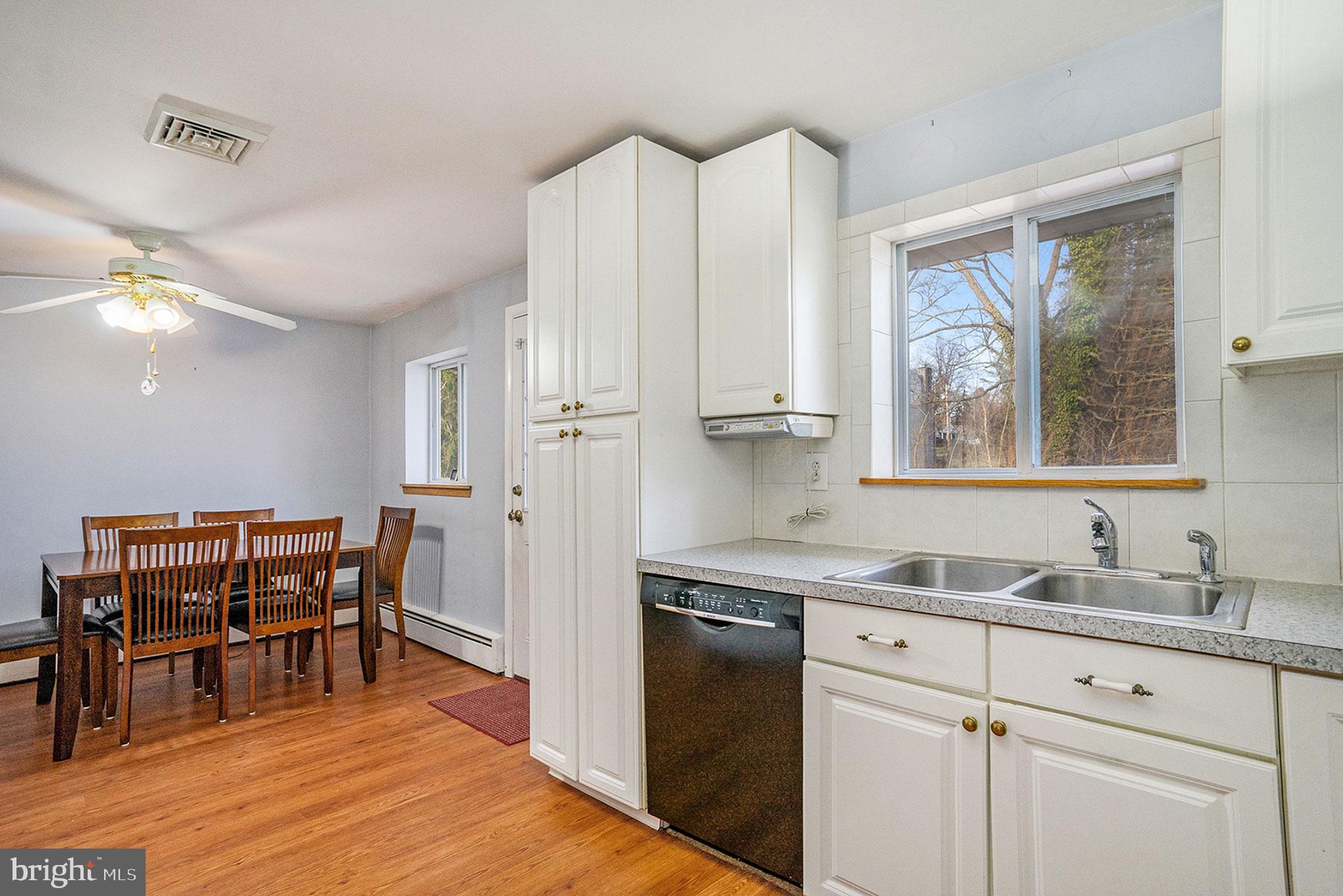 405 Knight Road Ambler, PA 19002 - Photo 8 of 27 Gallery Image 8