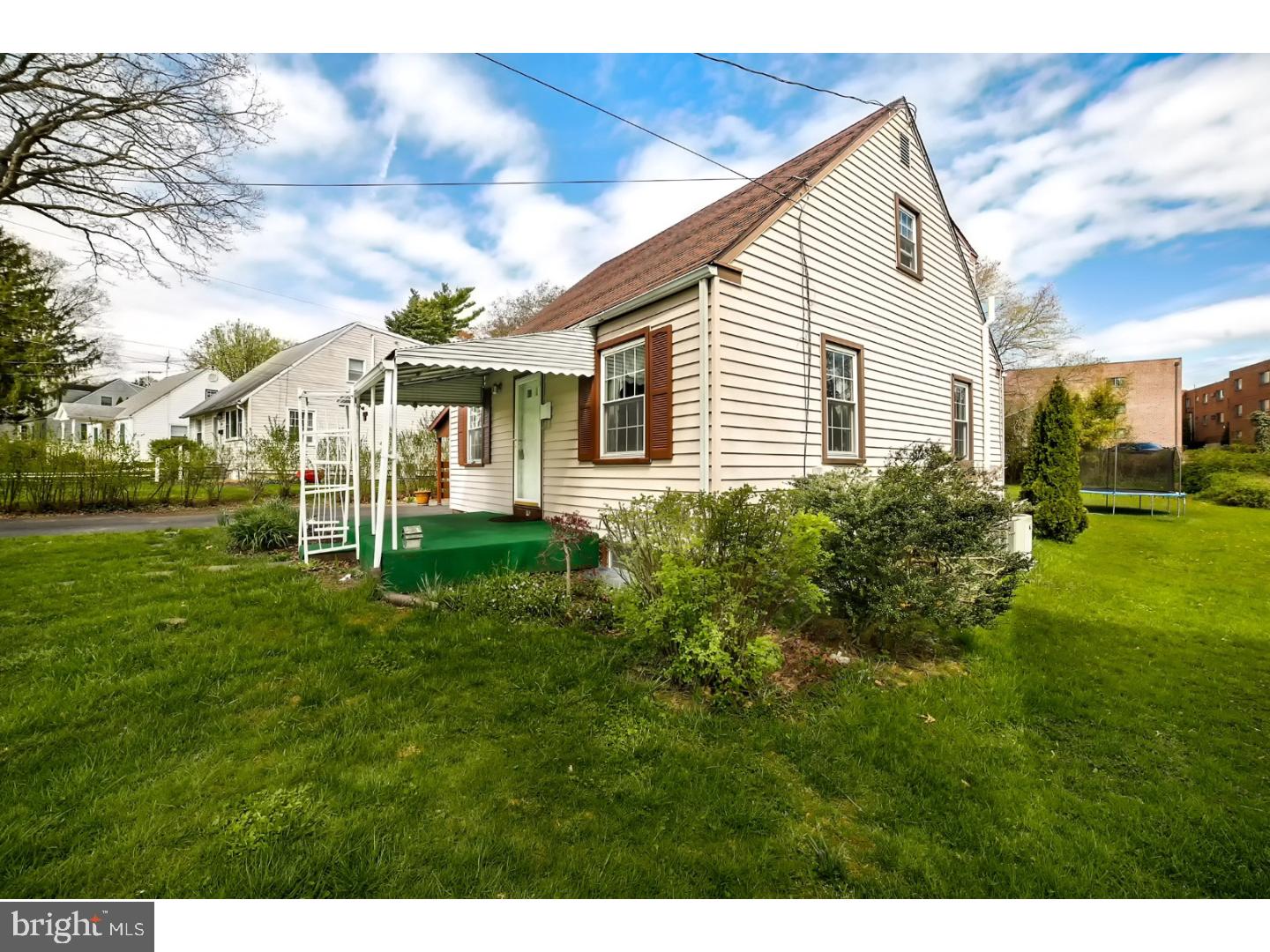 16 Spring Street Media, PA 19063 - Photo 3 of 25