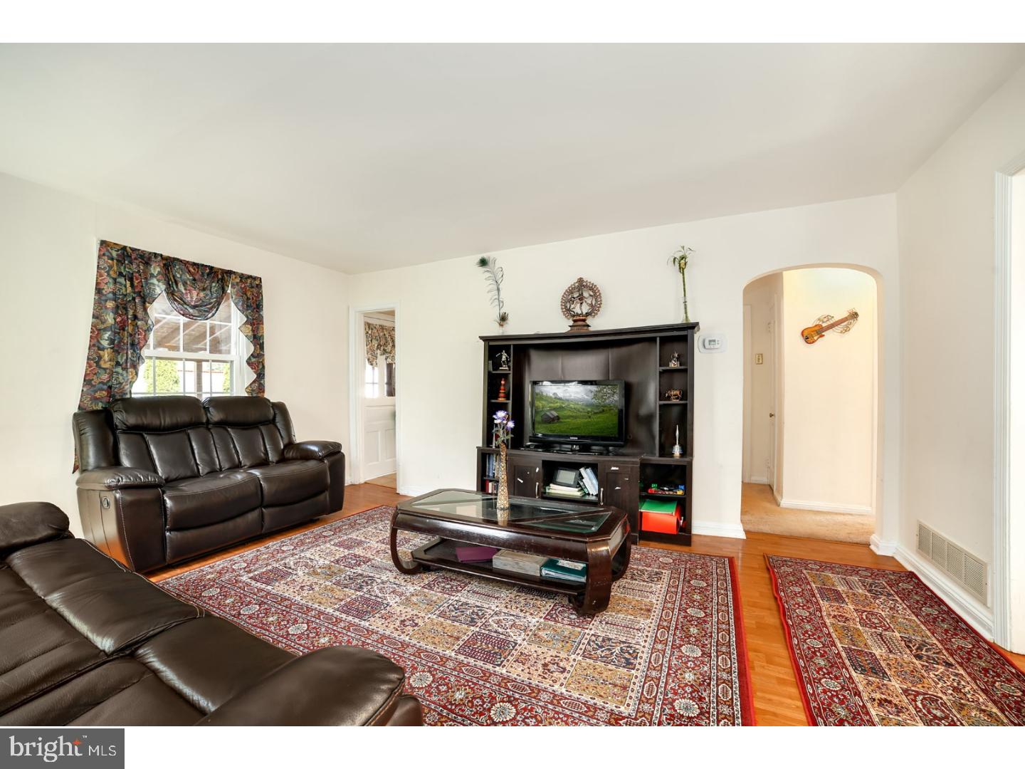 16 Spring Street Media, PA 19063 - Photo 4 of 25