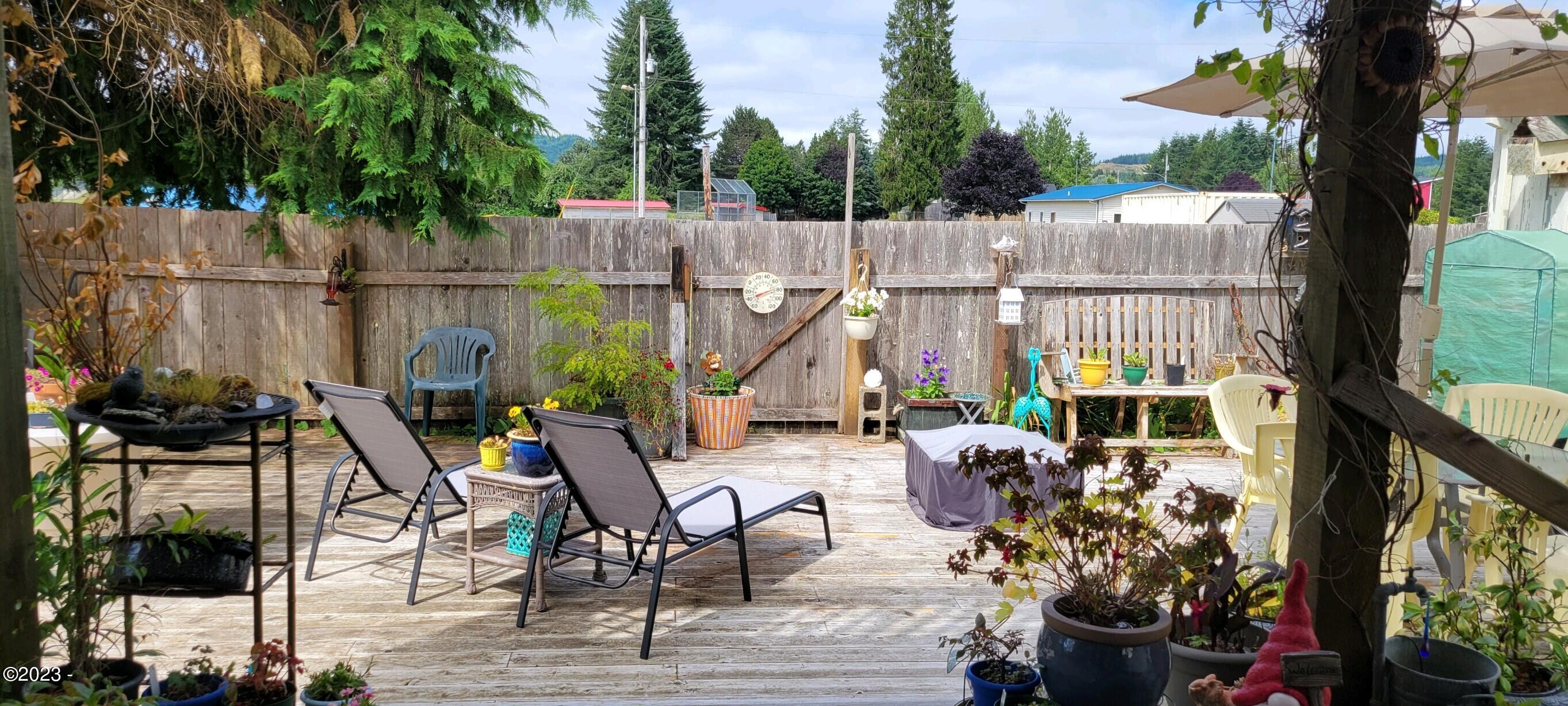 175-195 North Gaither Street Siletz, OR 97380 - Photo 19 of 28 56448