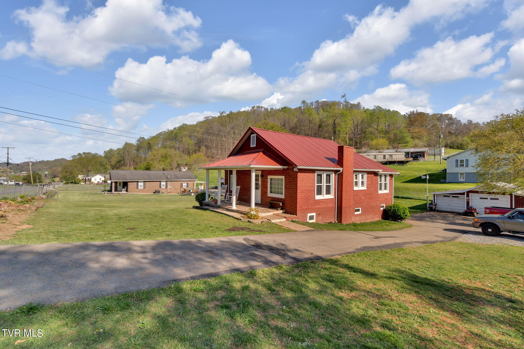 762 East Carters Valley Road Gate City, VA 24251 - Photo 25 of 29 27-web-or-mls-JH-Sun 20240414-167