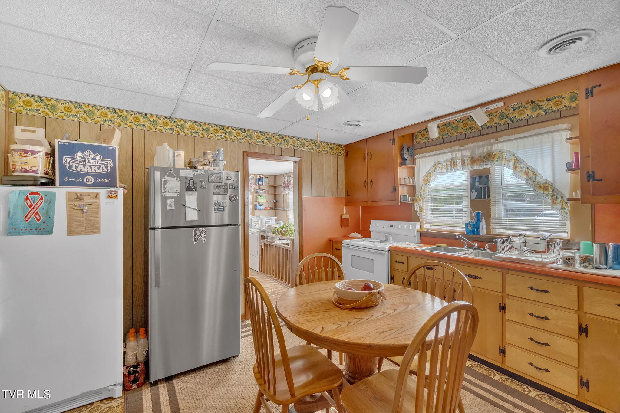 762 East Carters Valley Road Gate City, VA 24251 - Photo 5 of 29 18-web-or-mls-JH-Sun 20240414-096