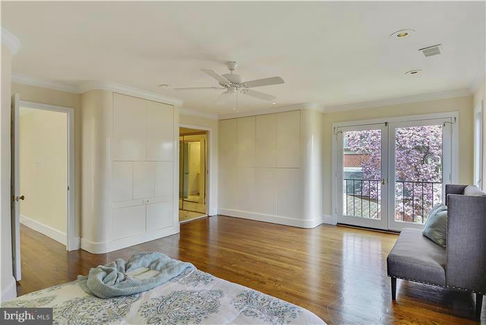 3241 Ellicott Street Northwest Washington, DC 20008 - Photo 14 of 29 BUILT INS AND CLOSETS