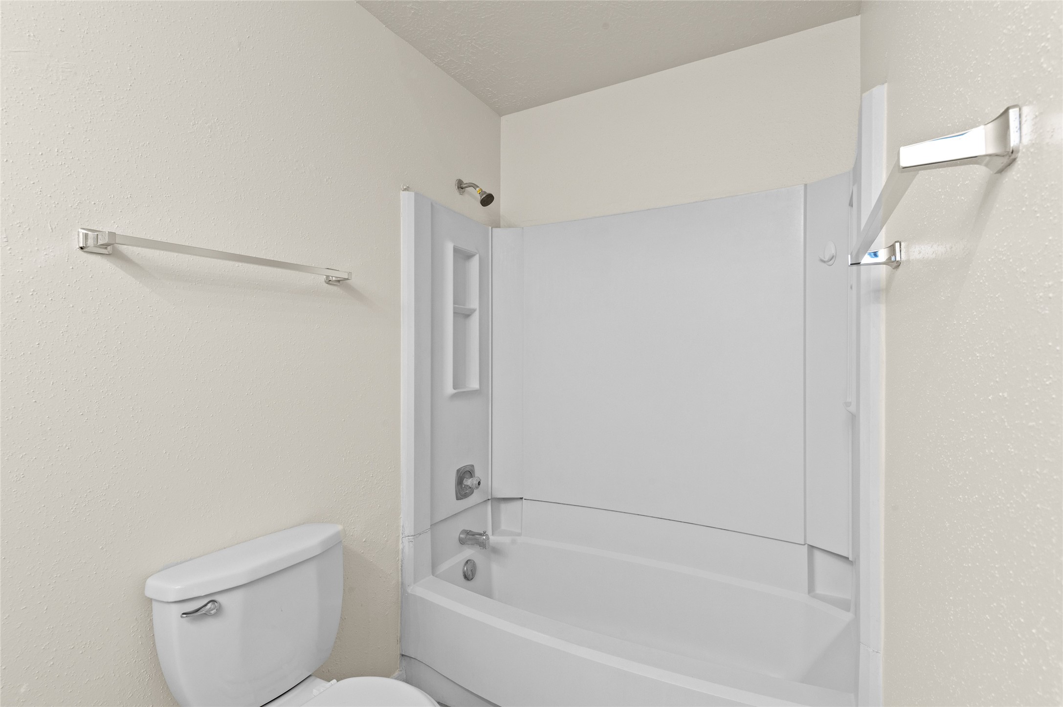 10025 Spring Pl Drive Houston, TX 77070 - Photo 15 of 21