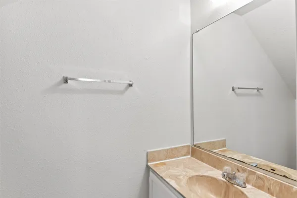 $1,450 | 10025 Spring Pl Drive, Houston, TX 77070