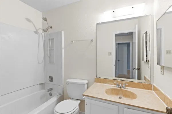 $1,450 | 10025 Spring Pl Drive, Houston, TX 77070