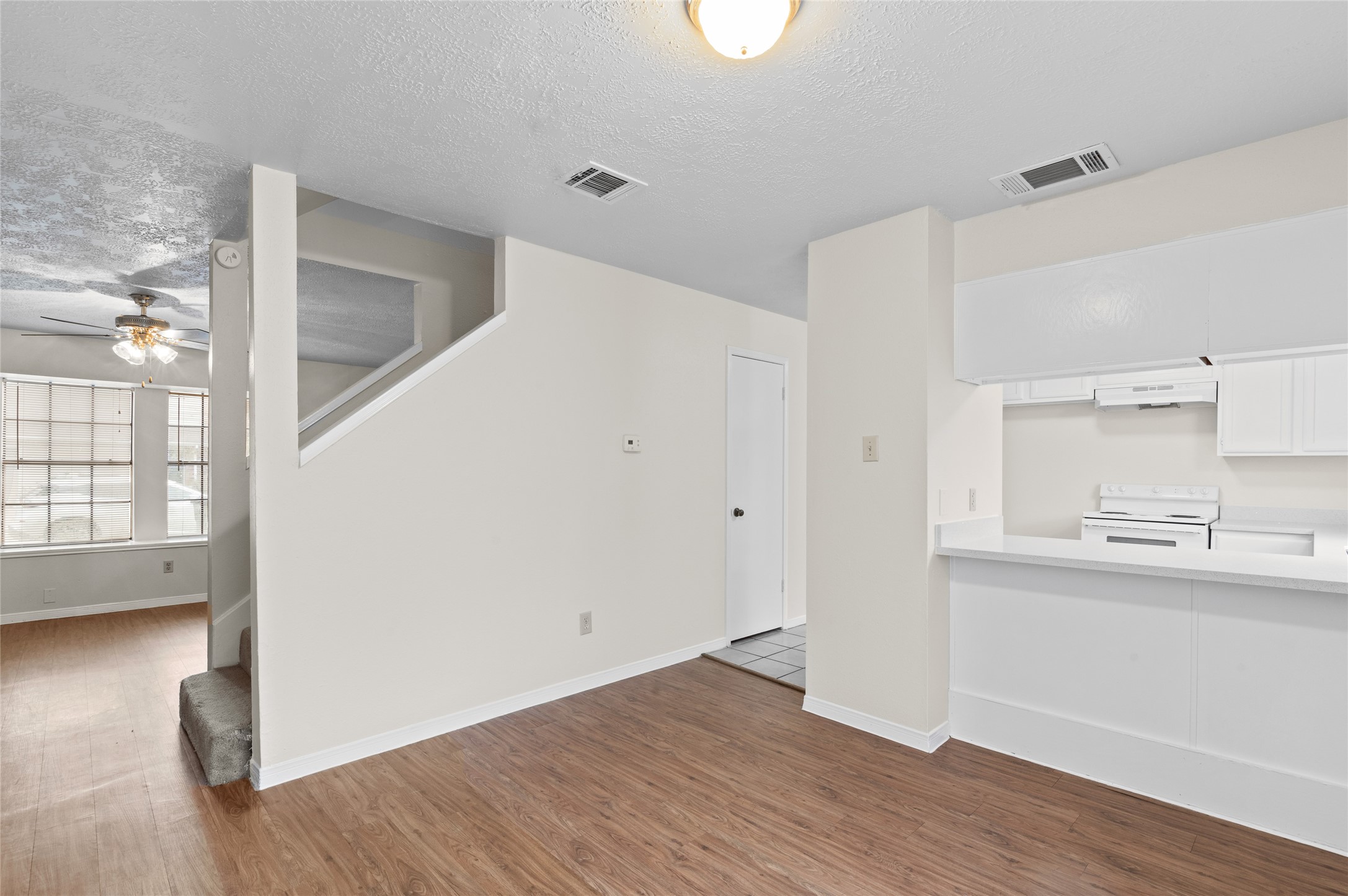 10025 Spring Pl Drive Houston, TX 77070 - Photo 6 of 21