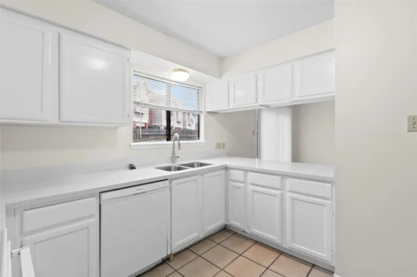 $1,450 | 10025 Spring Pl Drive, Houston, TX 77070