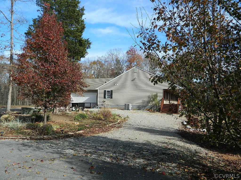 577 Deep Run Road Cartersville, VA 23027 - Photo 7 of 24 Gallery Image 7