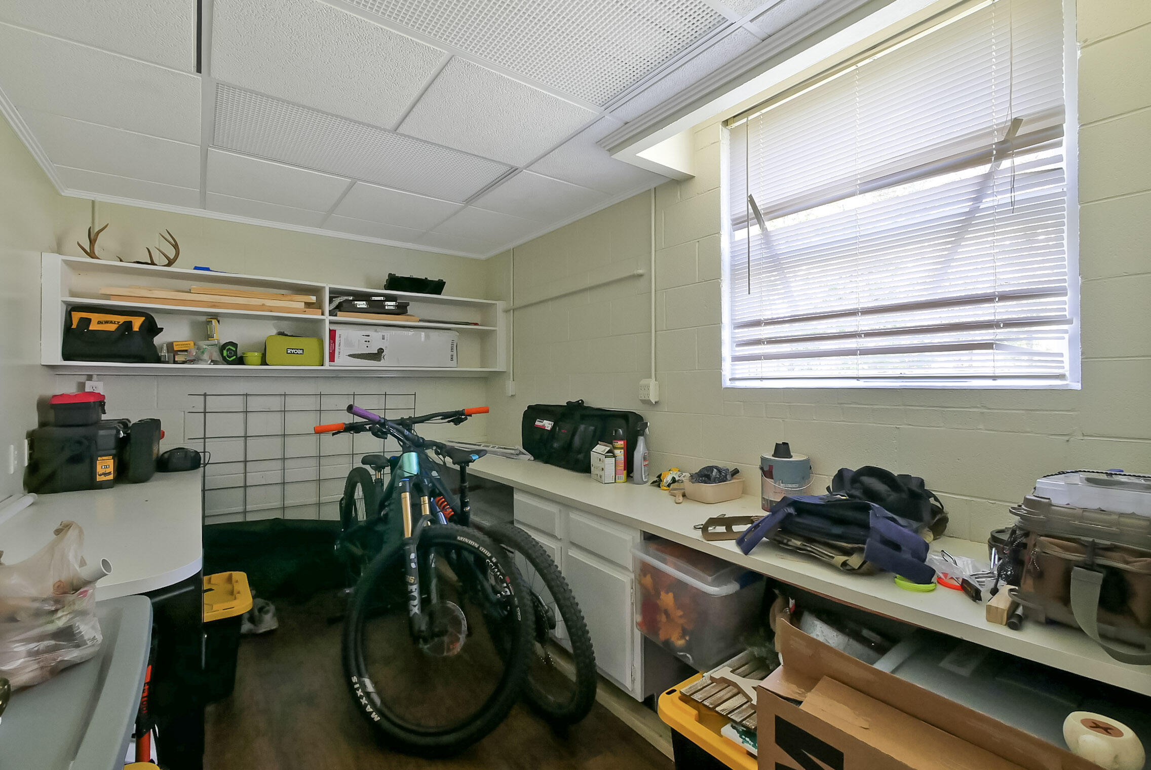 111 Clebourne Avenue Chickamauga, GA 30707 - Photo 28 of 36 Office