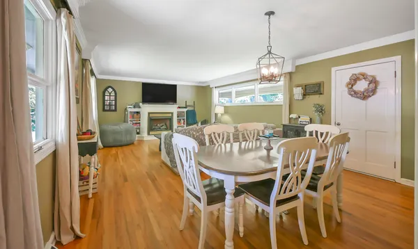 $304,900 | 111 Clebourne Avenue, Chickamauga, GA 30707