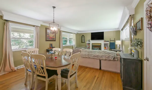 $304,900 | 111 Clebourne Avenue, Chickamauga, GA 30707