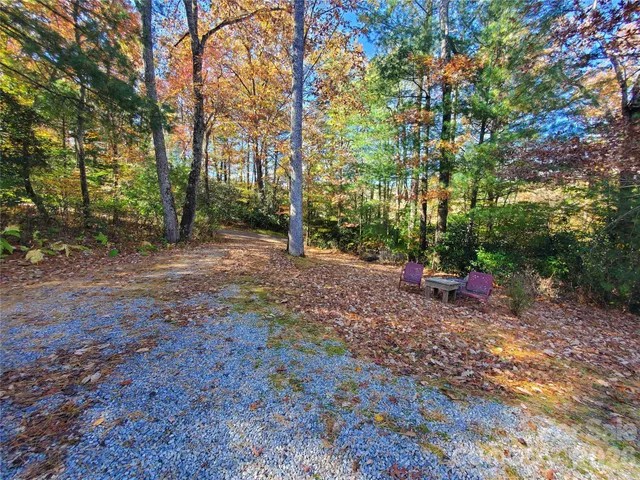 $335,000 | 457 Dale Road, Spruce Pine, NC 28777