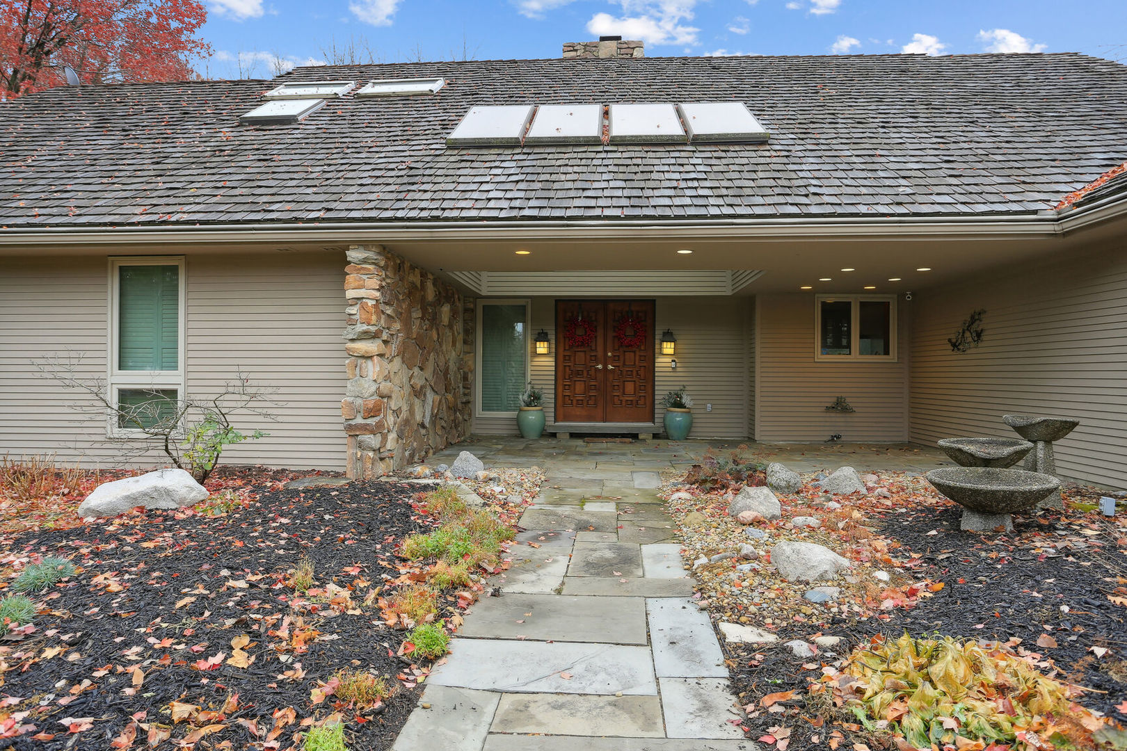 4003 Lakepoint Road Champaign, IL 61822 - Photo 5 of 76 Gallery Image 5