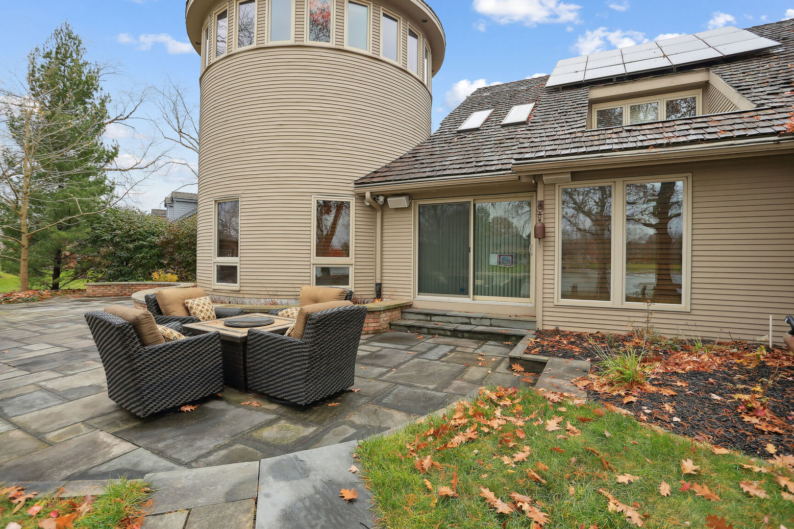 4003 Lakepoint Road Champaign, IL 61822 - Photo 54 of 76 Gallery Image 54