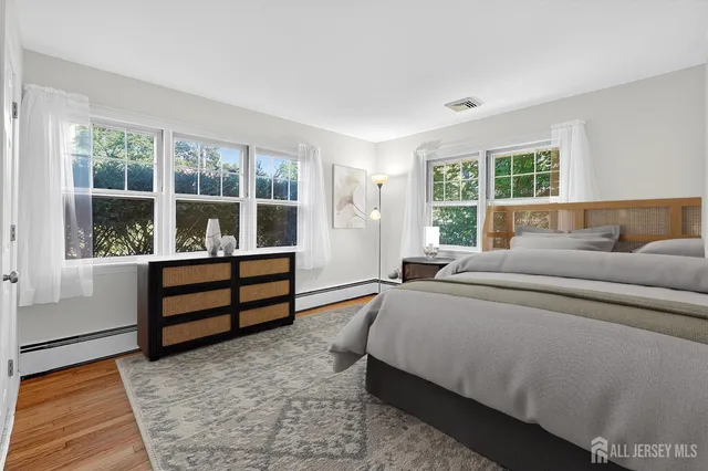 $799,000 | 7 Sunset Avenue, Matawan, NJ 07747