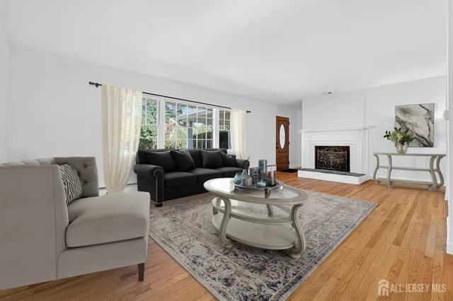 $799,000 | 7 Sunset Avenue, Matawan, NJ 07747