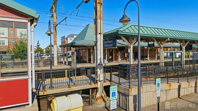 $799,000 | 7 Sunset Avenue, Matawan, NJ 07747