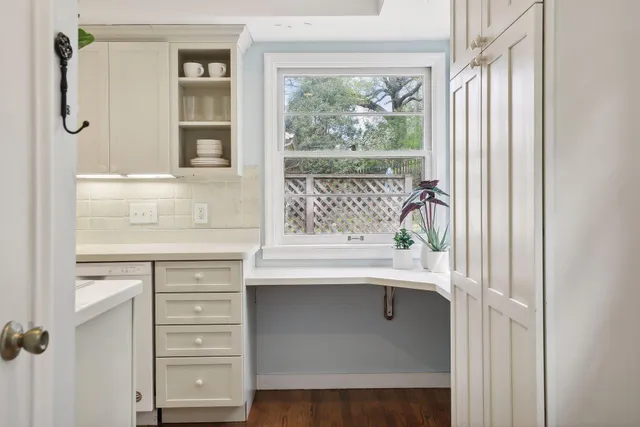 $2,210 | 4513 Laguna Drive, Edina, MN 55435