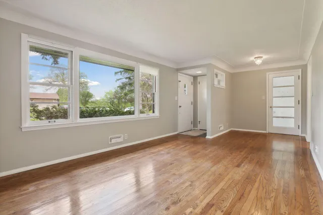 $2,210 | 4513 Laguna Drive, Edina, MN 55435