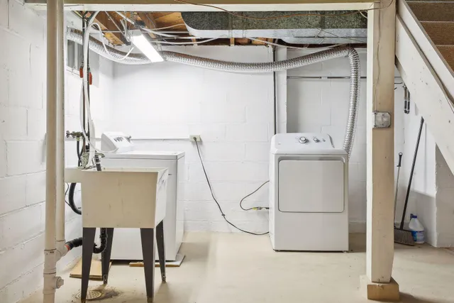 $2,210 | 4513 Laguna Drive, Edina, MN 55435