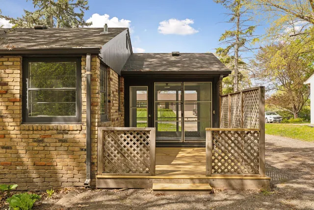 $2,210 | 4513 Laguna Drive, Edina, MN 55435