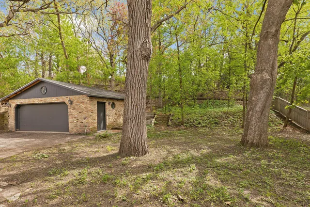 $2,210 | 4513 Laguna Drive, Edina, MN 55435