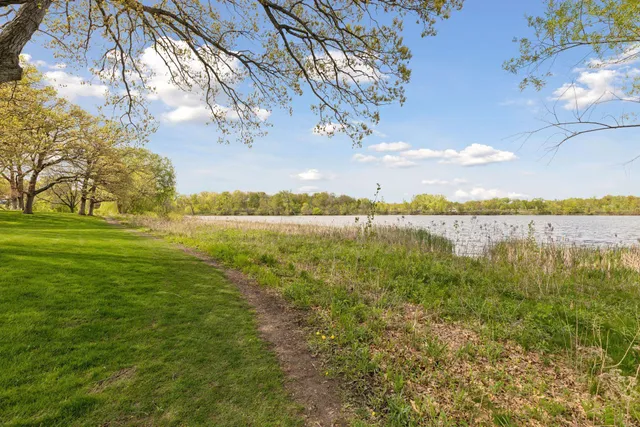 $2,210 | 4513 Laguna Drive, Edina, MN 55435