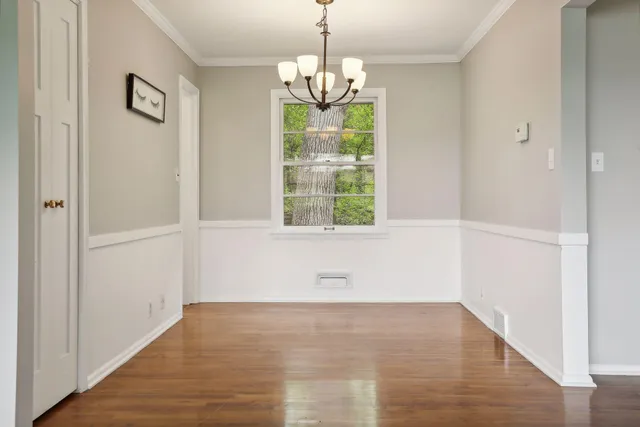 $2,210 | 4513 Laguna Drive, Edina, MN 55435