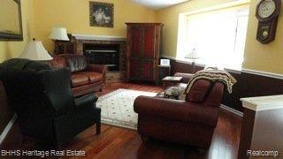 6046 Cunningham Lake Road Brighton, MI 48116 - Photo 14 of 22 DSC02782.jpeg
