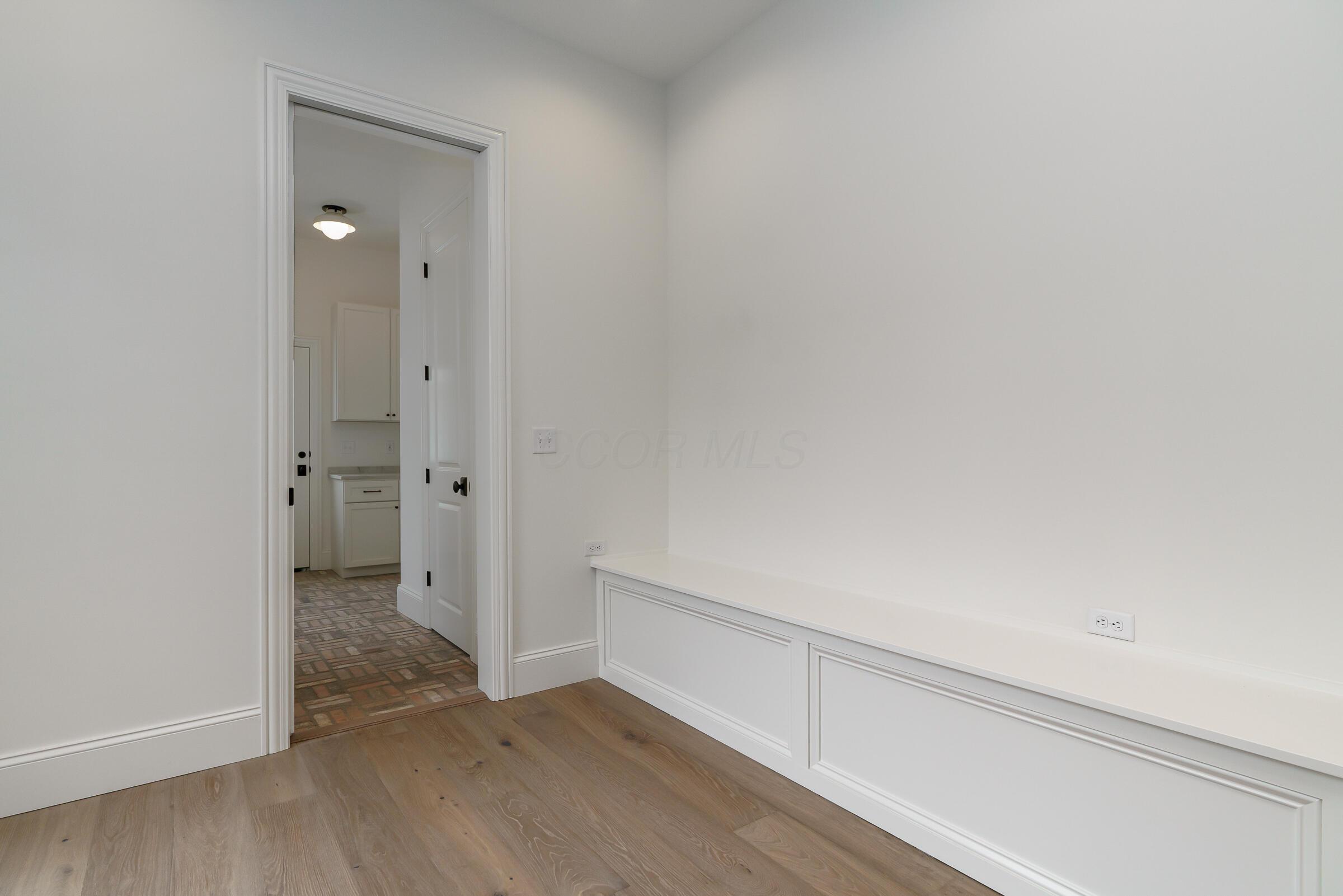 2681 Lane Road Columbus, OH 43220 - Photo 33 of 88 Office