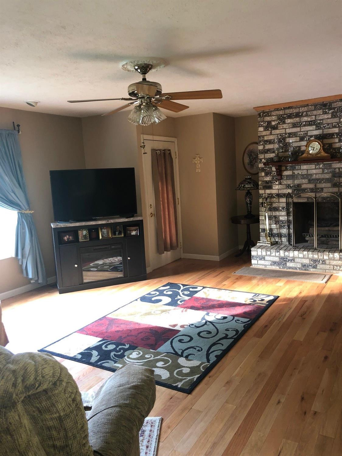 1146 Blue Lick Road Berea, KY 40403 - Photo 5 of 16 Listing Photo