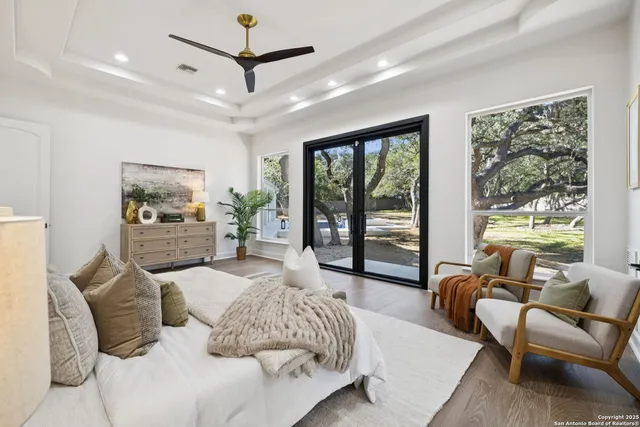 $2,500,000 | 207 Box Oak, Shavano Park, TX 78230