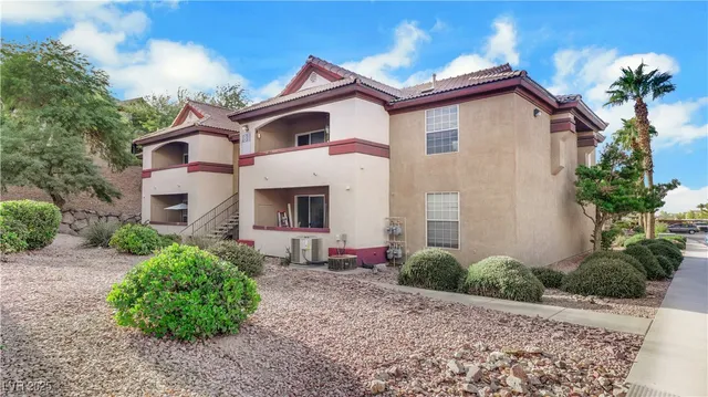 $198,000 | 231 West Horizon Ridge Parkway, Unit 814, Henderson, NV 89012