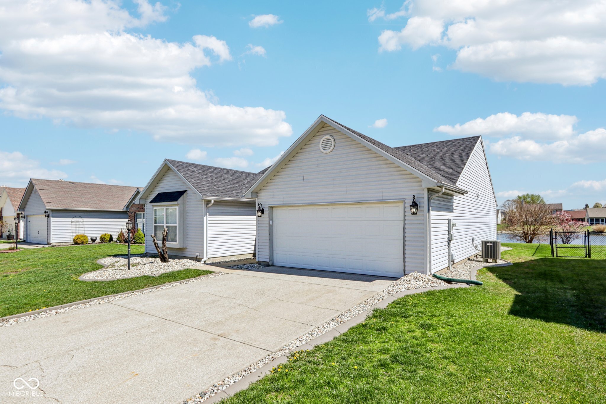 707 Springwater Road Kokomo, IN 46902 - Photo 3 of 37