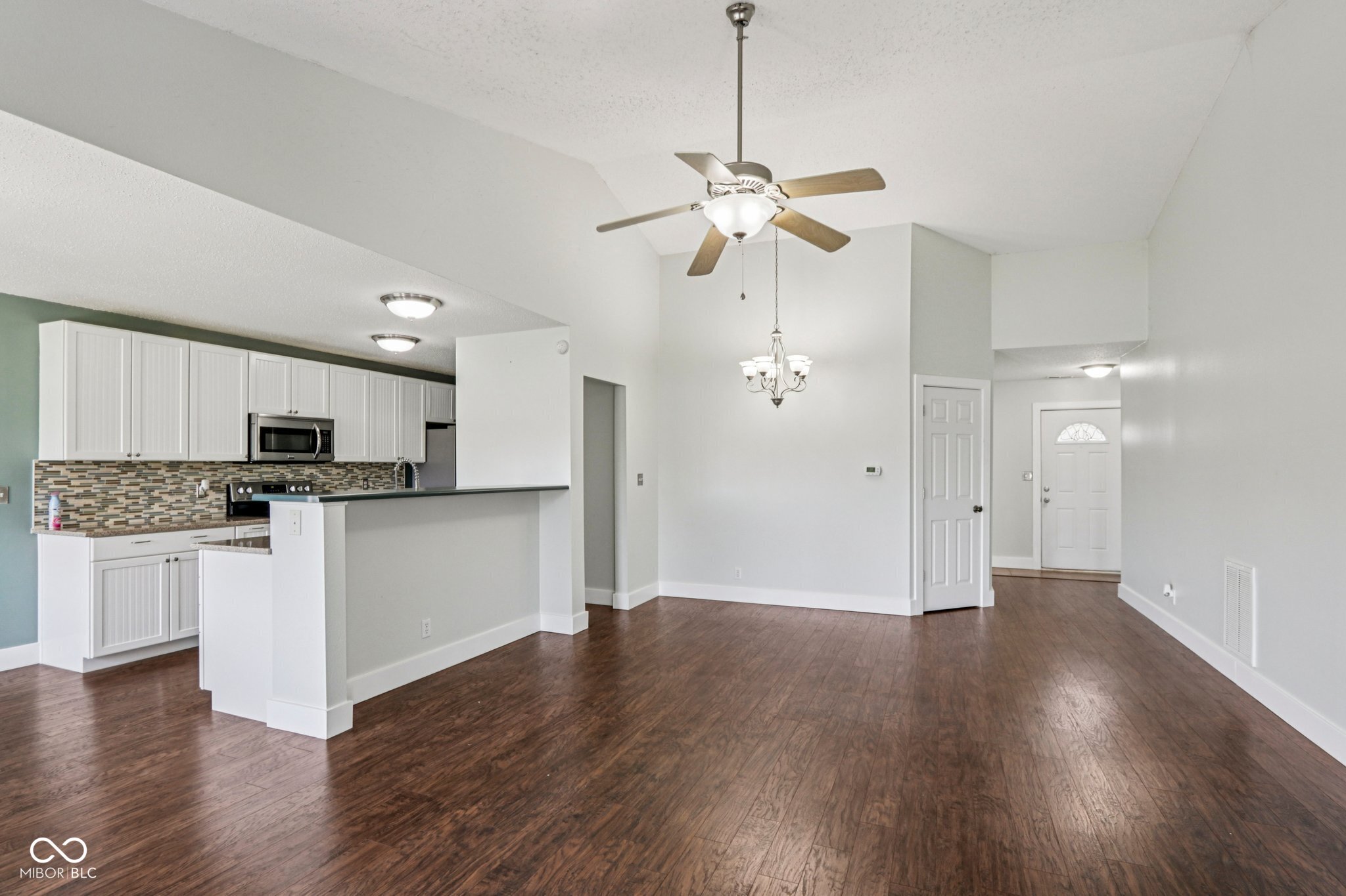 707 Springwater Road Kokomo, IN 46902 - Photo 9 of 37