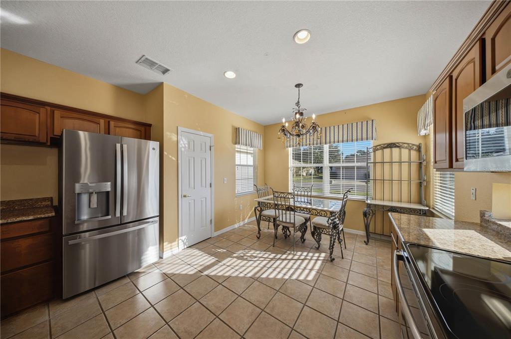 13158 Southeast 93rd Terrace Road Summerfield, FL 34491 - Photo 16 of 69 Gallery Image 16