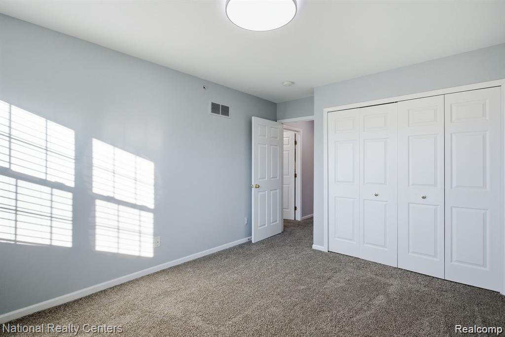 16878 Farmington Road Livonia, MI 48154 - Photo 13 of 24