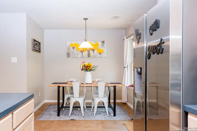 $520,000 | 203 South Creek Street, Fredericksburg, TX 78624