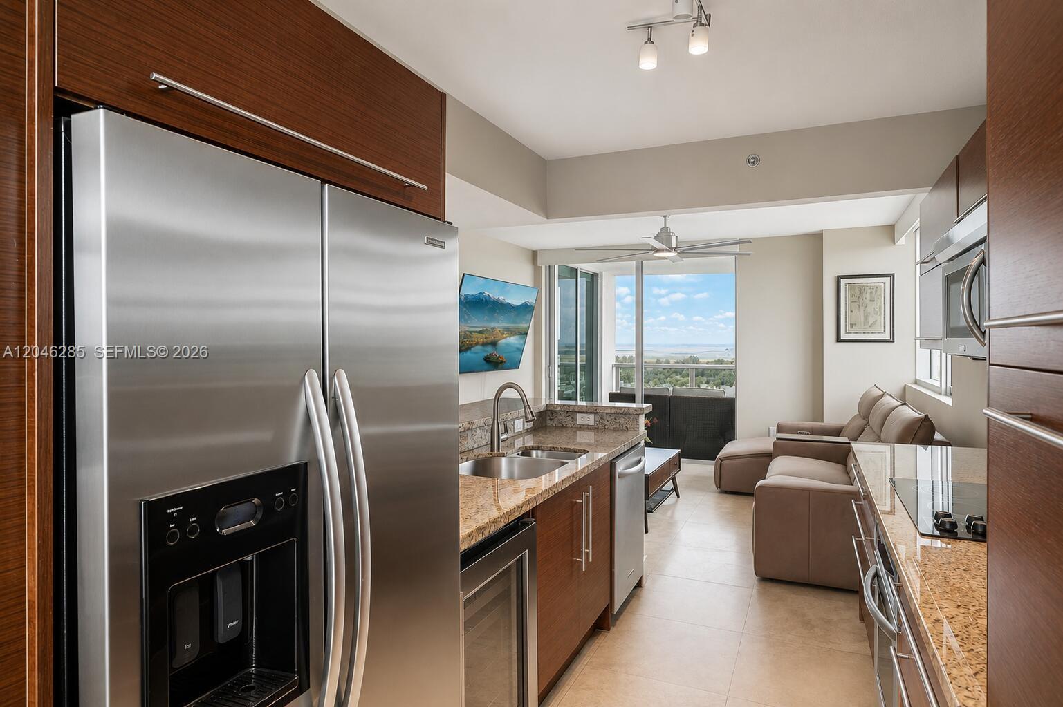 2641 North Flamingo Road, Unit 2308 Plantation, FL 33323 - Photo 5 of 39
