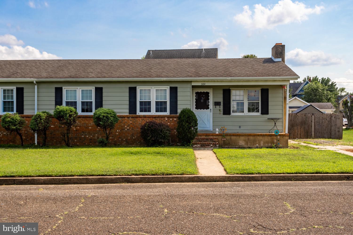 324 Harrison Street Riverside, NJ 08075 - Photo 2 of 27
