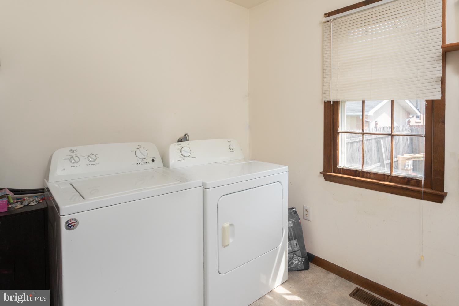 324 Harrison Street Riverside, NJ 08075 - Photo 20 of 27 Main Floor Laundry