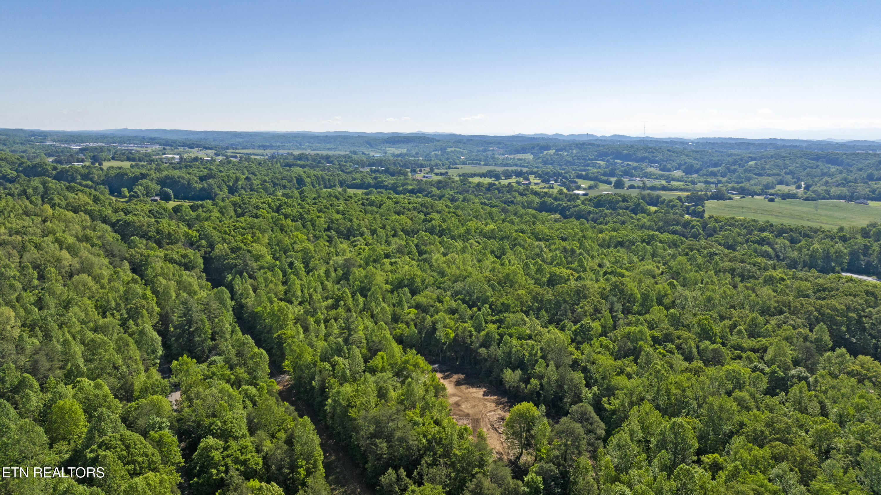 121 County Road Athens, TN 37303 - Photo 9 of 9 Drone