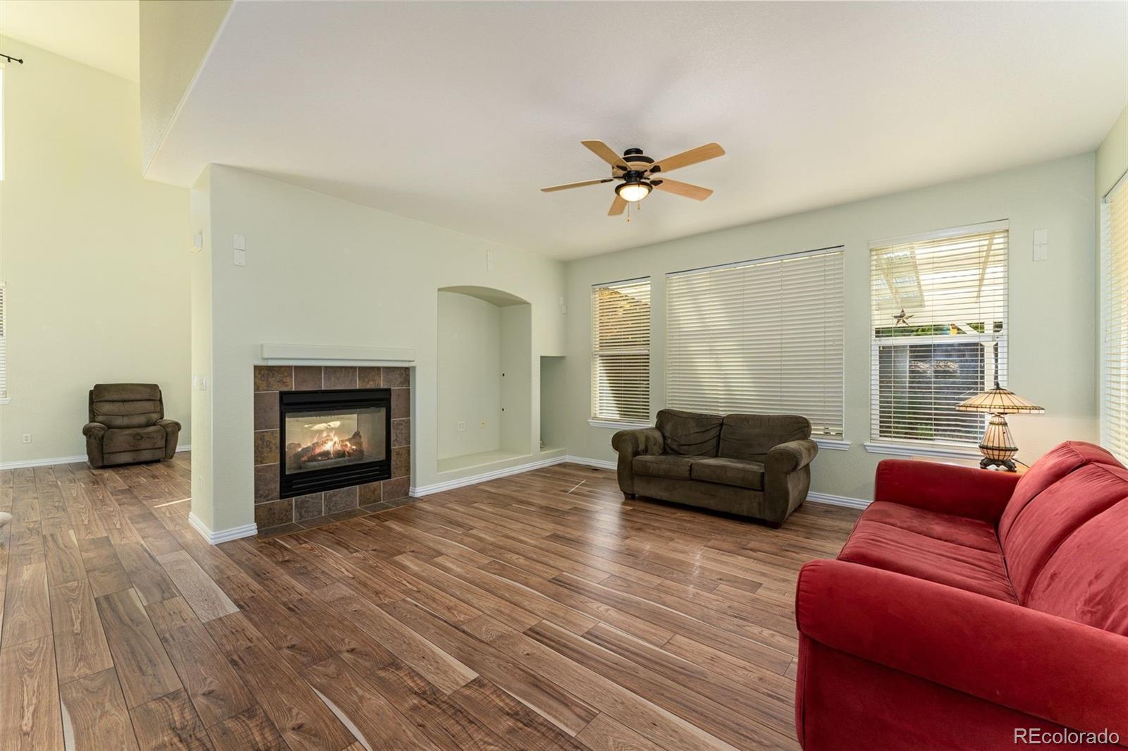 10200 South Fairgate Way Highlands Ranch, CO 80126 - Photo 12 of 40 Gallery Image 12