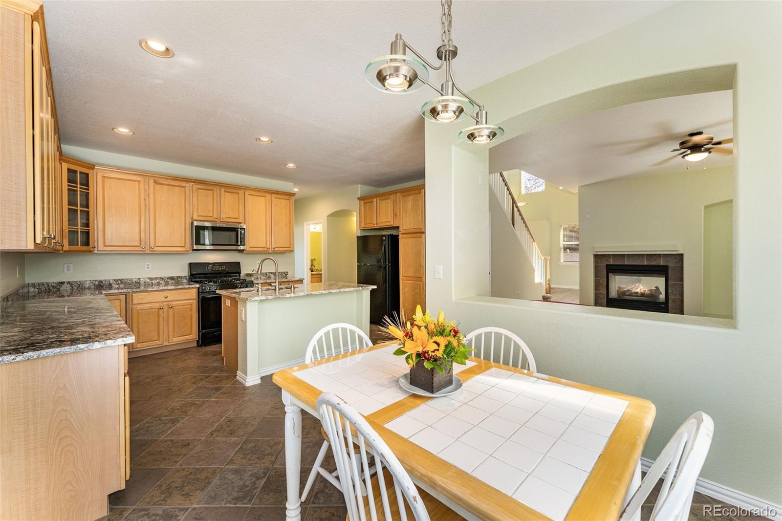 10200 South Fairgate Way Highlands Ranch, CO 80126 - Photo 6 of 40 Gallery Image 6