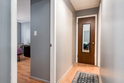 $155,000 | 1019 North Boxwood Drive, Unit 107, Mount Prospect, IL 60056