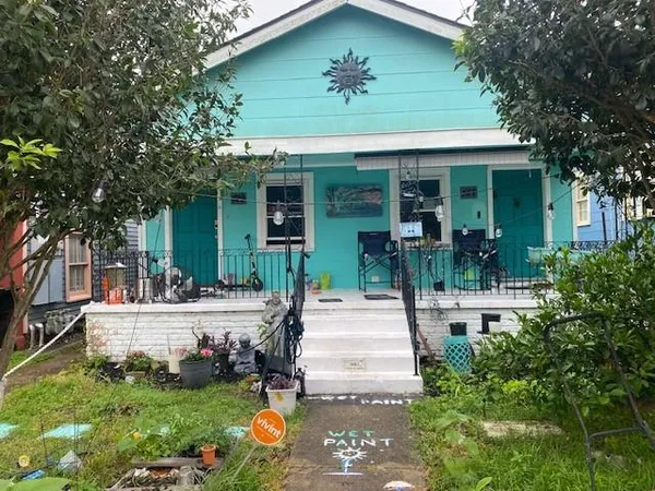 $1,490 | 429 Pelican Avenue, New Orleans, LA 70114