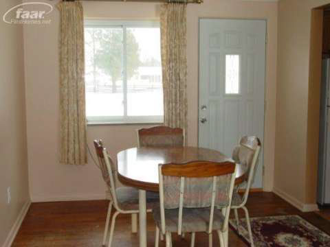 7224 North Center Road Mount Morris, MI 48458 - Photo 4 of 8 20392652-3.JPG