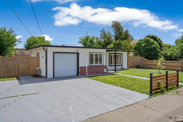 $499,500 | 402 Tregaskis Avenue, Vallejo, CA 94591